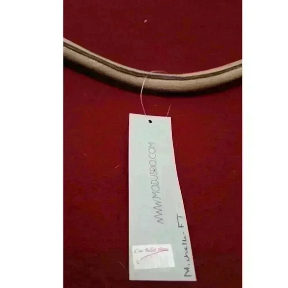 NWT | Modus R!o / Modus Rio | Red & Tan Tote (Comes w/Dustbag) - Picture 8 of 9